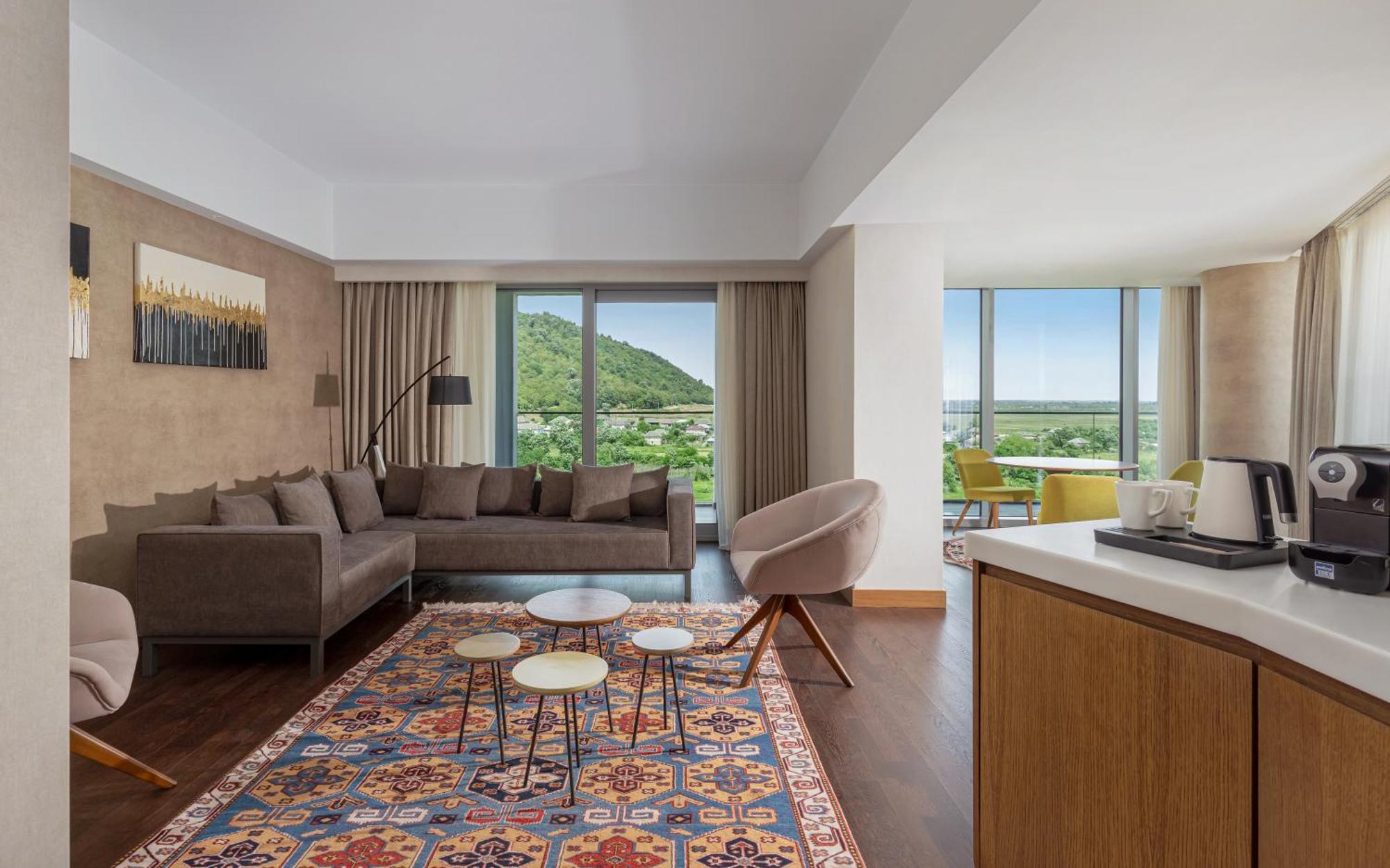 Lankaran Springs Wellness Resort Εξωτερικό φωτογραφία A suite at the hotel